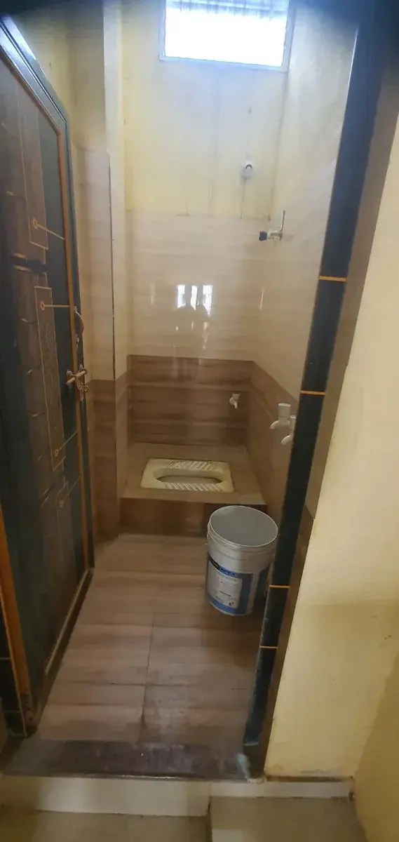 1 Room Kitchen for Rent, First Floor, Biddapur Colony