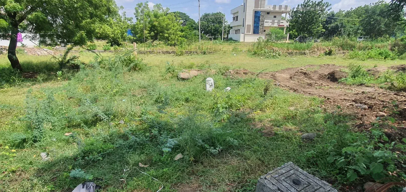 30x40 near High Court